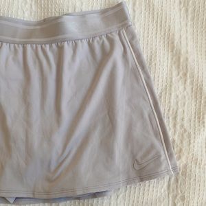 NIKE LILAC SKIRT